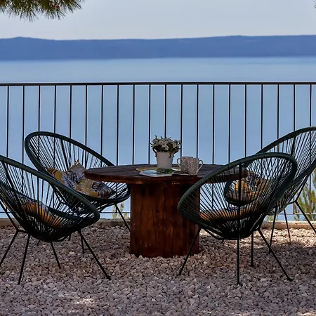 Eaglestone - Isolated Location That Offers Peace And Tranquility Willa