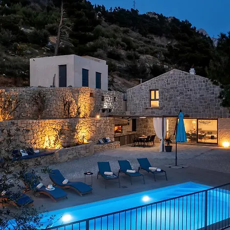 Eaglestone - Isolated Location That Offers Peace And Tranquility Willa *